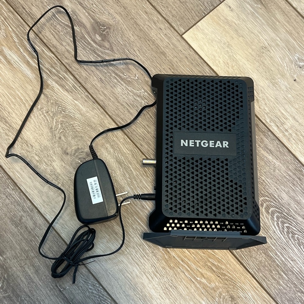 NETGEAR Cable Modem cm1000